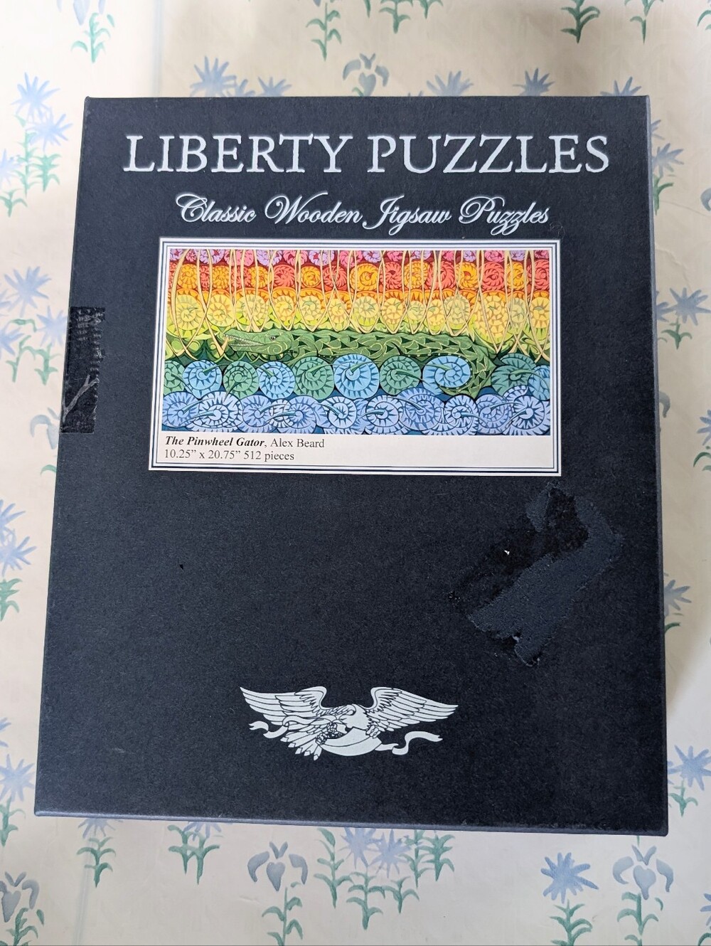 Liberty Puzzles The Pinwheel Gator by Alex Beard Wood Jigsaw Puzzle 512 Pieces
